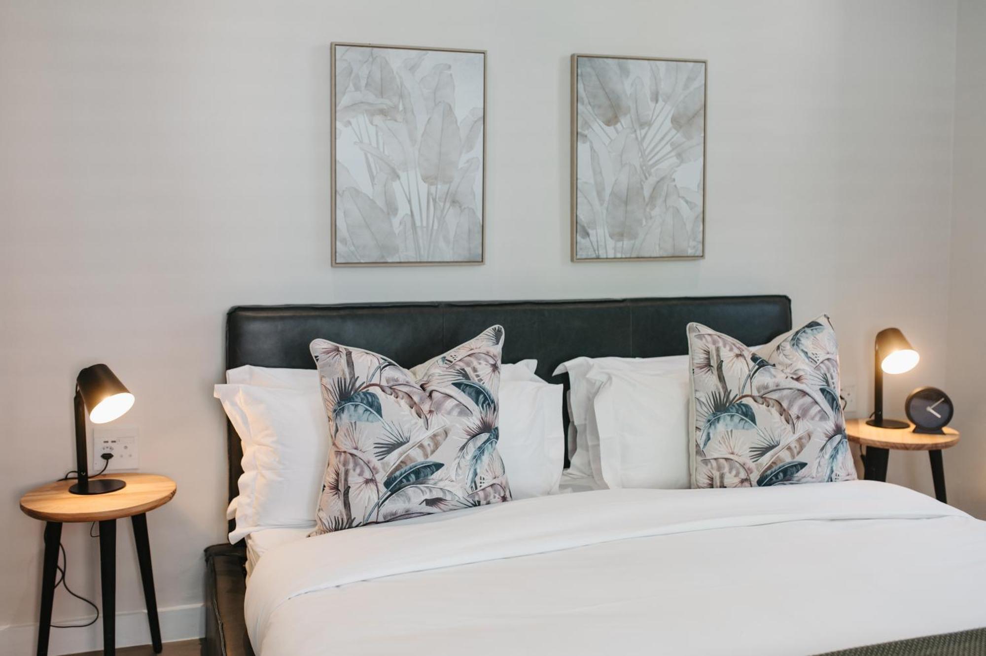 Dixon House In De Waterkant By Cape Finest Cape Town Room photo